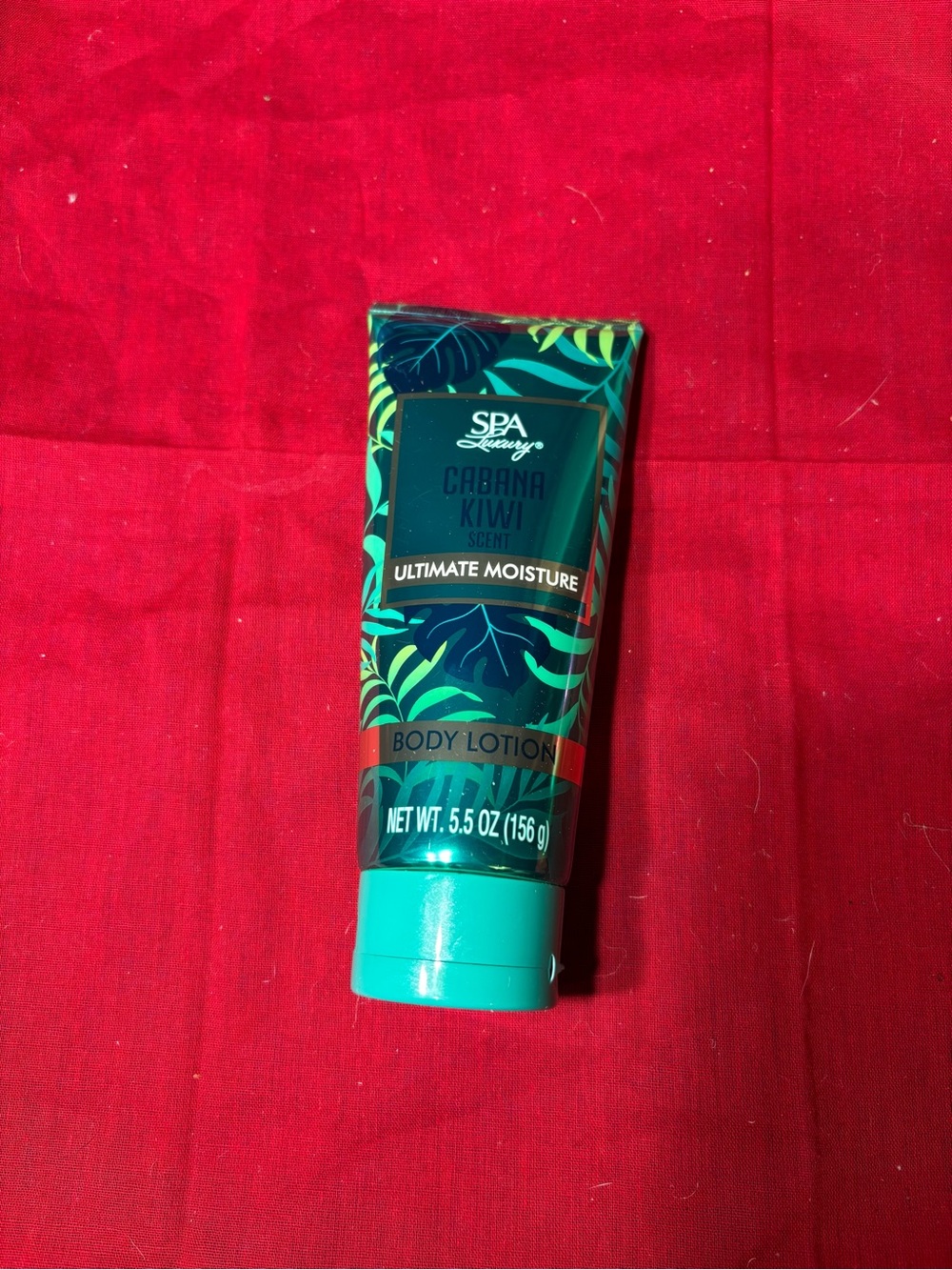 New Spa Luxury Cabana Kiwi Ultimate Moisture Body Lotion - Teal & Dark Green